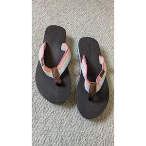 Rainbow flip flops size 7 women's like new,